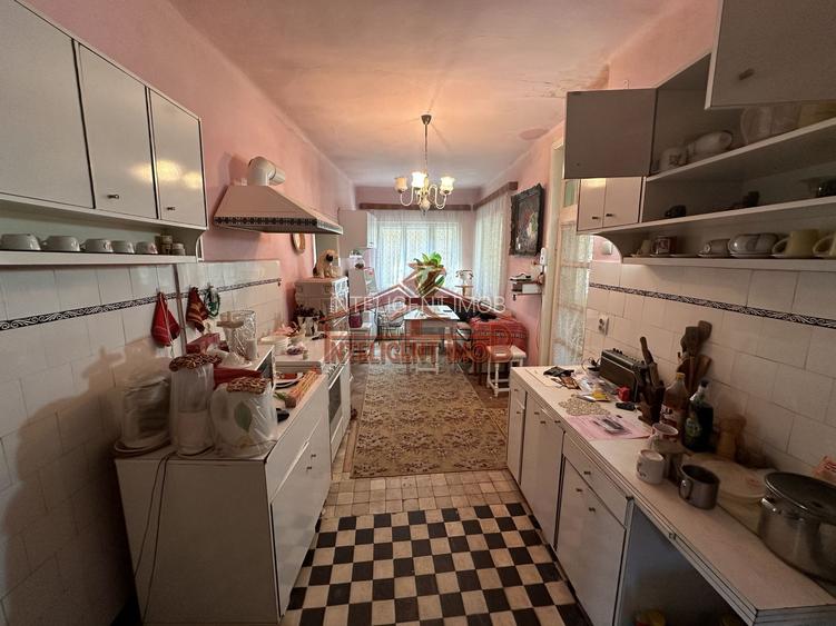 Casa de vanzare cu 3 camere in Medias zona centrala - 8