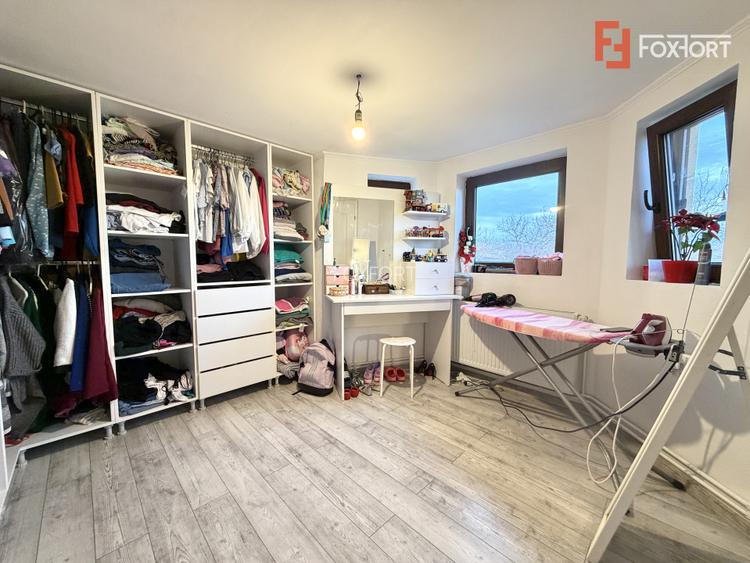 COMISION 0% Duplex despartit prin garaj, 5 camere, teren 660 mp in Sanandrei - 18