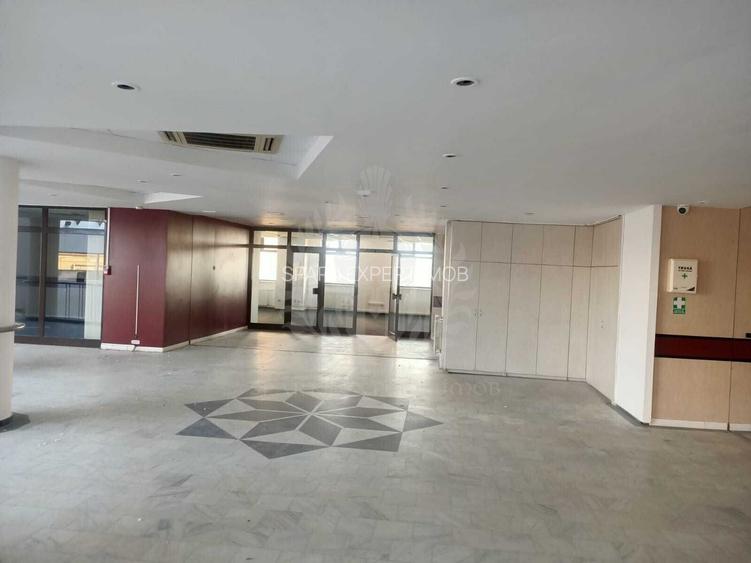 SPATIU COMERCIAL //  P+6 // 6338 MP - 4