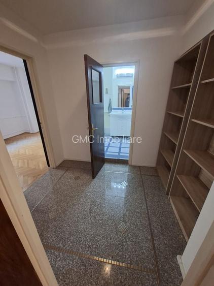 Apartament de inchiriat 3 camere Ultracentral Metrou Universitate L349 - 10