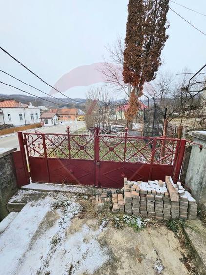 Casa cu 3 camere de vanzare in Ocnita/Jud.Valcea - 8