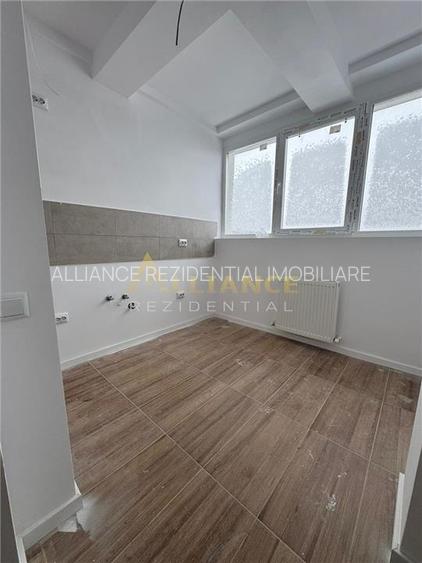 7 Minute Metrou Berceni - Garsoniera - Parcare - 66.000eur - 4