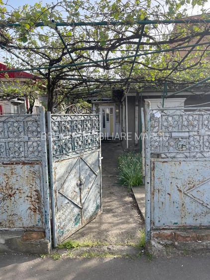 Casa  Km 5 300 mp - 2