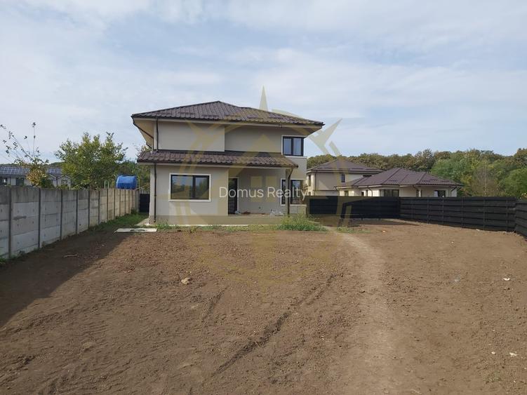 DOM00372 - Vila de vanzare in Corbeanca zona centrala - 3