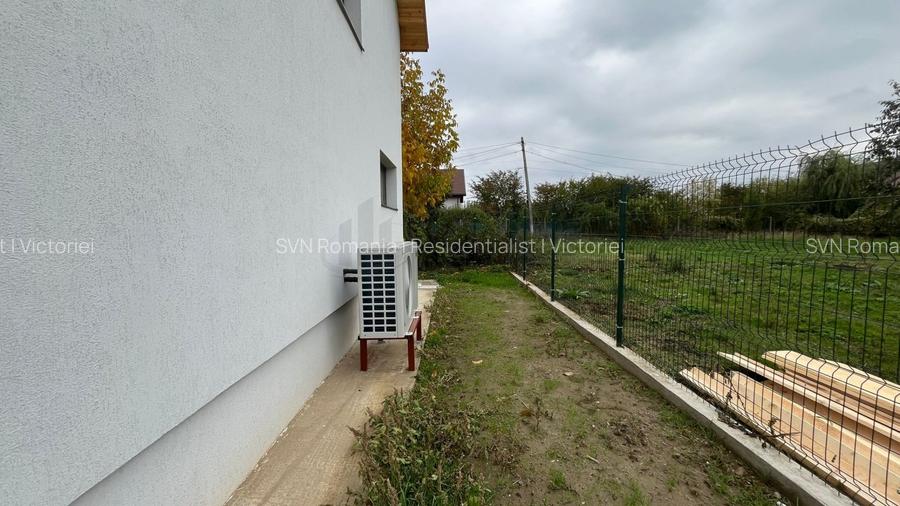 REV2005259 Casa moderna eficienta energetic zona noua Sabareni - 3