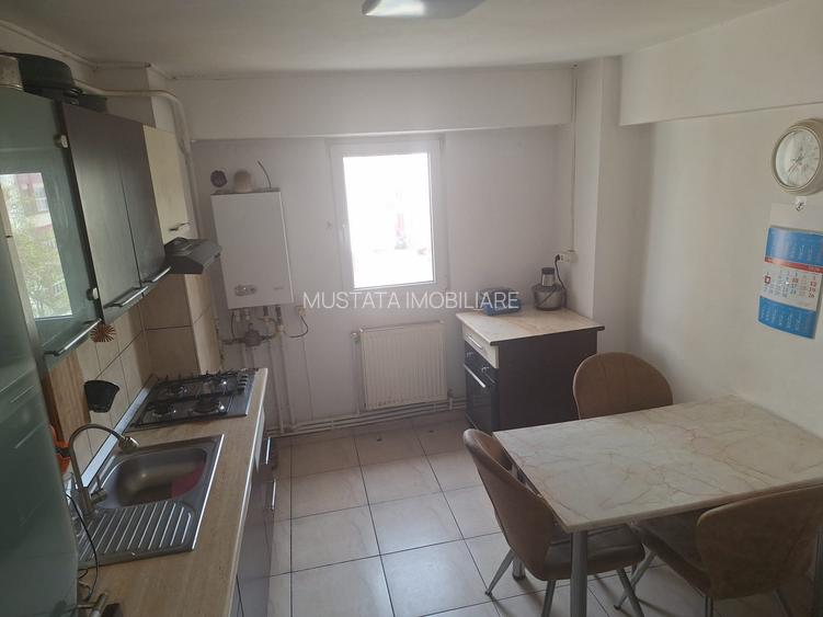 Apartament 3 camere Calarasi 4, etaj 3. Suprafata 72mp. - 8