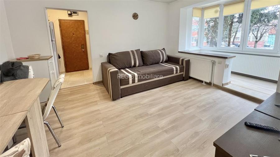 Apartament 2 camere cu parcare, zona ITC - 10