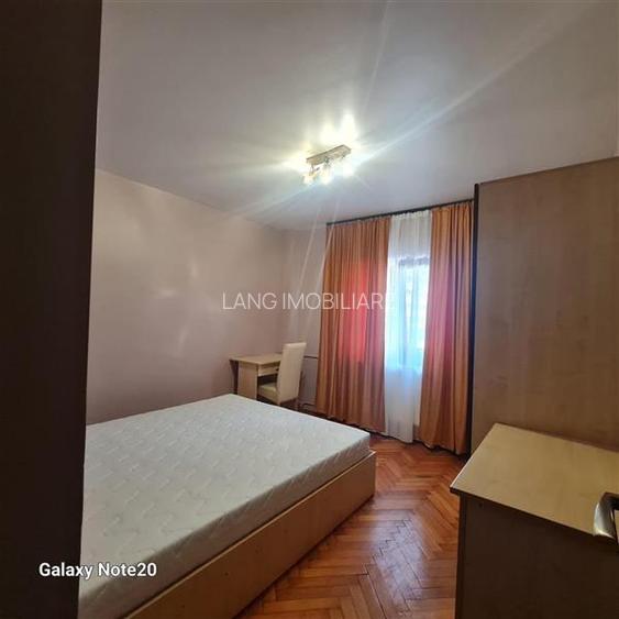 DE INCHIRIAT 3 CAMERE ZONA SPITAL - 9