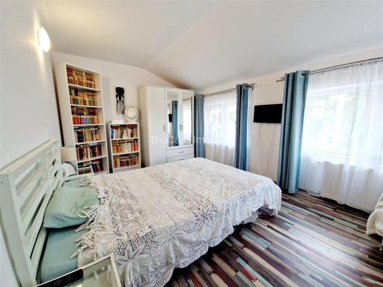 CASA DE VANZARE CRAIOVA,  5 camere ,str. T. Vladimirescu , teren - 200 mp - 6