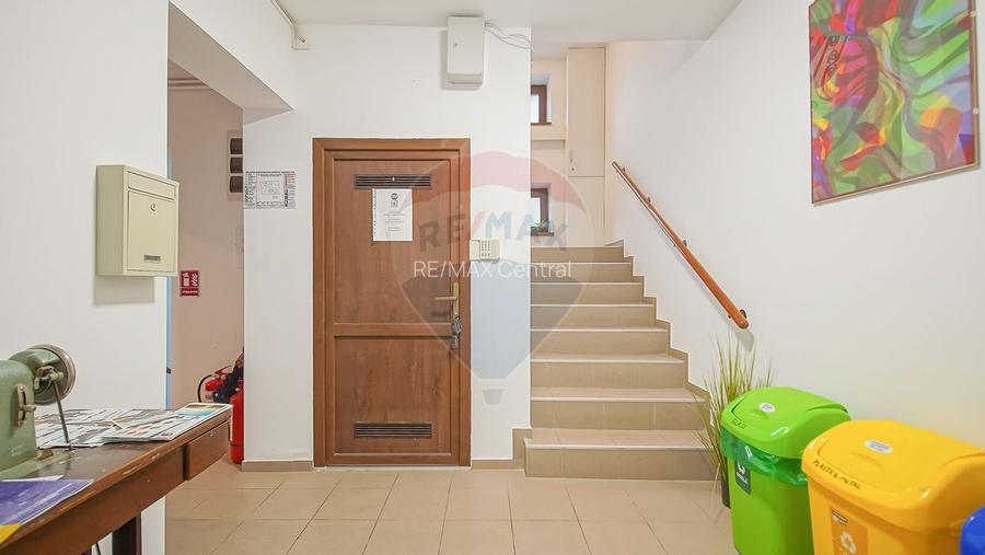 Casa cu 5 studiouri independente, terasa rooftop, vedere montana - 12