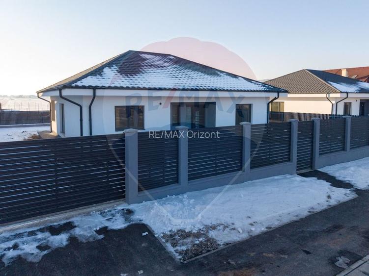 Casa 4 camere-594 mp teren,  construcție noua-Harman - 2