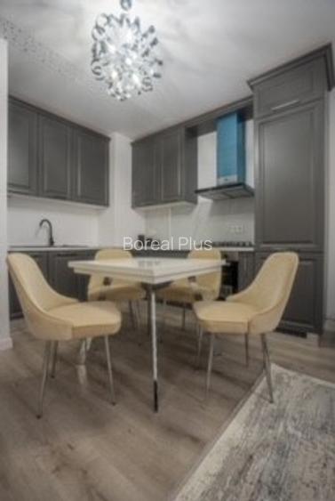 Studio dublu, luminos, orientare Est - 2