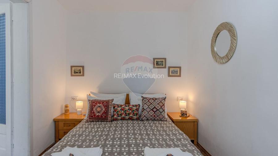 Vilă turistică de vânzare la 5 minute de CASTELUL BRAN | COMISION 0% - 26