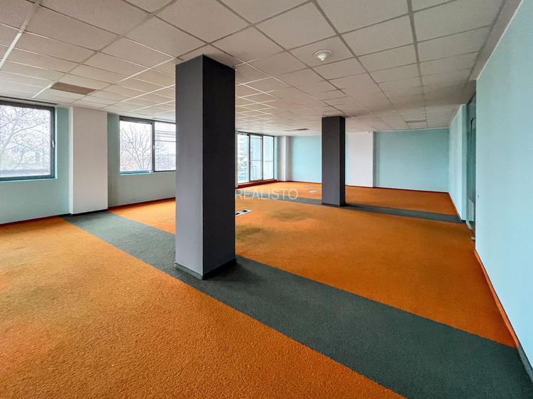 Proprietate comercială premium de vânzare- teren 3.728 mp |  Lângă A0 - 12