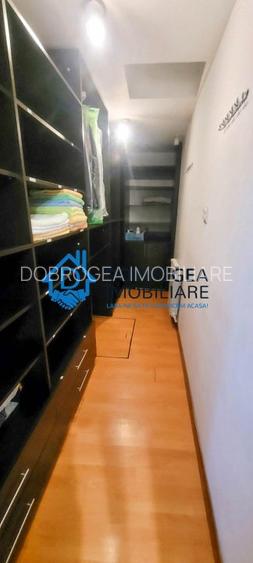 ZONA CENTRALA- CASA LA SOL, SUPRFATA 139 MP, TEREN 646 MP. - 15