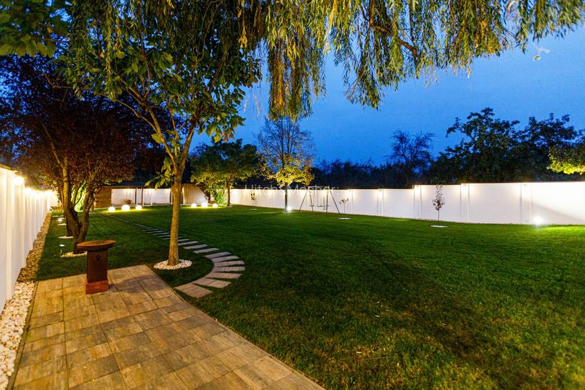 Arhitectura Distinsa: Casa Moderna Plan Parter si Piscina Privata - 4