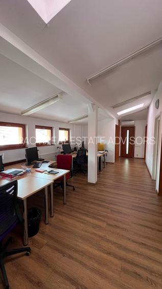 Vilă de Prestigiul în Inima Cartierului Cotroceni – Strada Clunet - 8