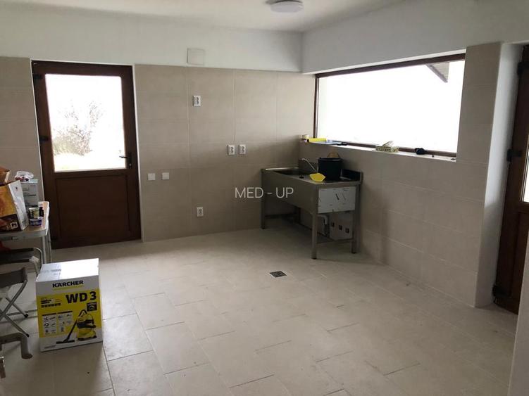 Judetul Valcea  com. Zatreni teren in suprafata 33 ha - 9