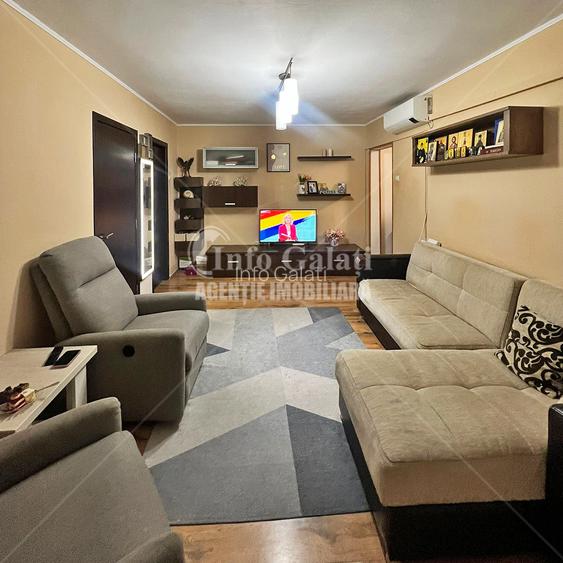 | Apartament cu 3 camere | Micro 19 | Mobilat | - 2