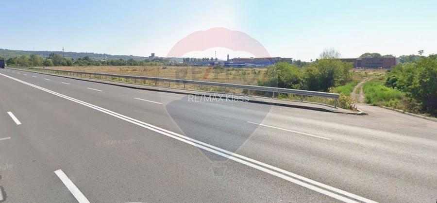 Investitie cu randament imediat – Teren 4654mp Targoviste- Dedeman - 2