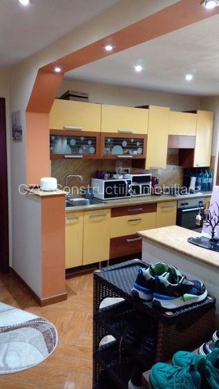 Apartament 3 Camerte Zona 13 Septembrie - 13