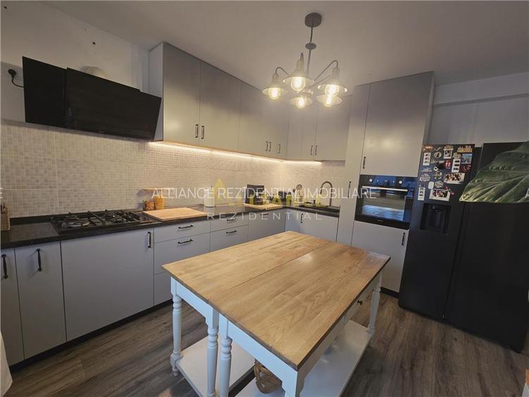 Mobilata si utilata- 4 camere-2 bai- beci- pod - 5