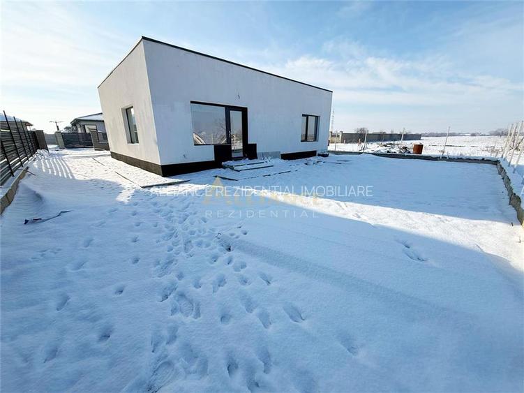 Casa Individuala / 3 Camere / 2 Bai / Teren 375 mp - 2