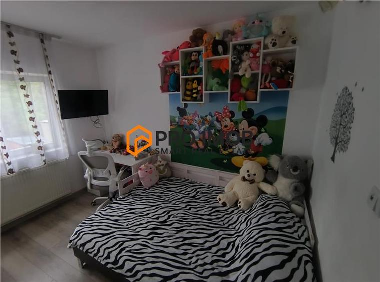 Apartament 4 camere decomandat zona Berca