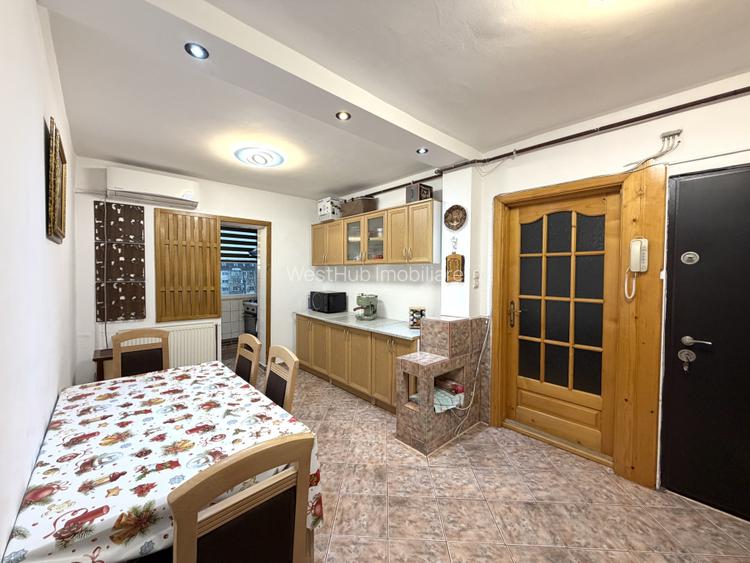 Apartament 2 camere, 52 mp utili, etaj 4, balcon 3mp -  Aradului - 2