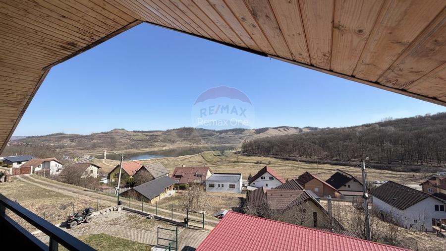 Casă cu vedere spectaculoasă - pentru locuit sau investiție turistică - 18