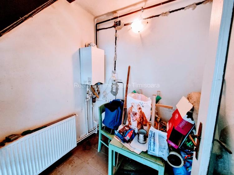Casă mare, Parter + Etaj, la Vasiova, pe strada Principală (Tudor Vladimirescu) - 7