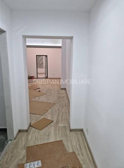 Casa RENOVATA INTEGRAL  Centru, CARAMIDA - 9