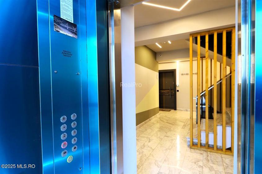 Mamaia Nord - Lotus Studios, 2 camere langa mare, 56 Mp, etajul 4/7! - 4