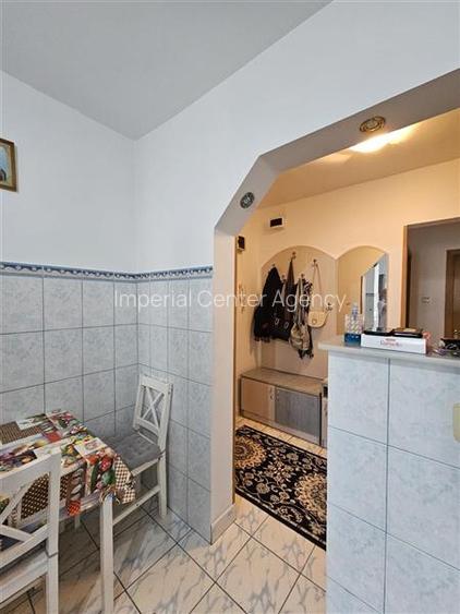 APARTAMENT DE VANZARE CU 3 CAMERE IN ONESTI BLOC NOU,ZONA DE JOS - 8