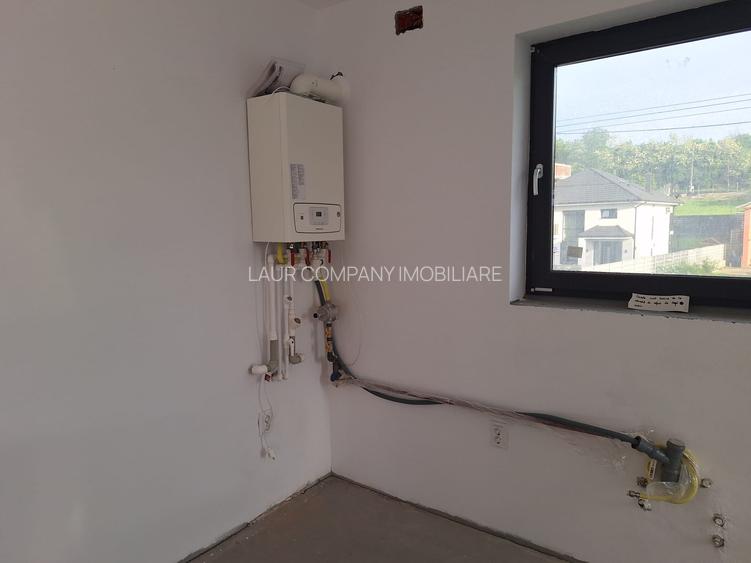 Casa Geamana Bradu Arges - 11