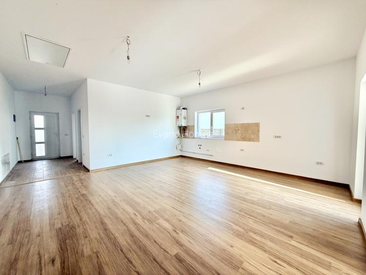 Duplex cu 3 camere - Cartier Asfaltat - Mosnita - 3