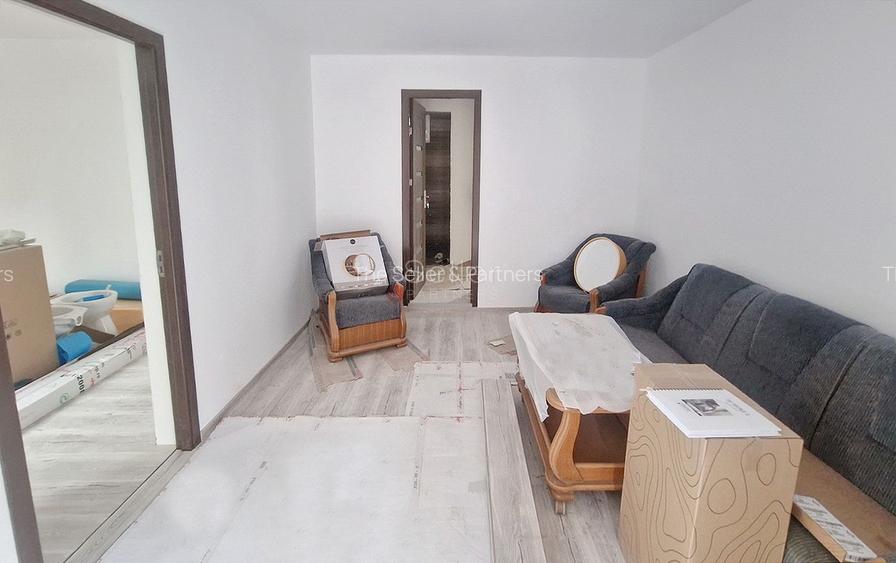 Aproape De Castelul Cantacuzino - 6