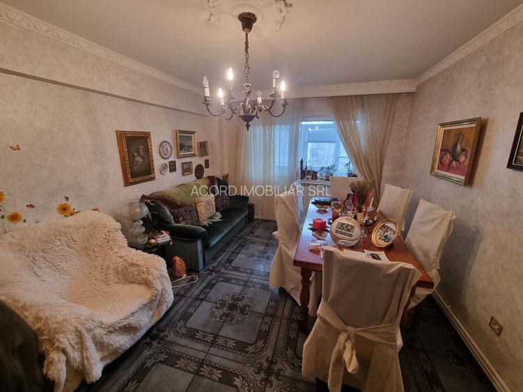 Faleza nord unirii-  apartament 4 camere decomandat - 2