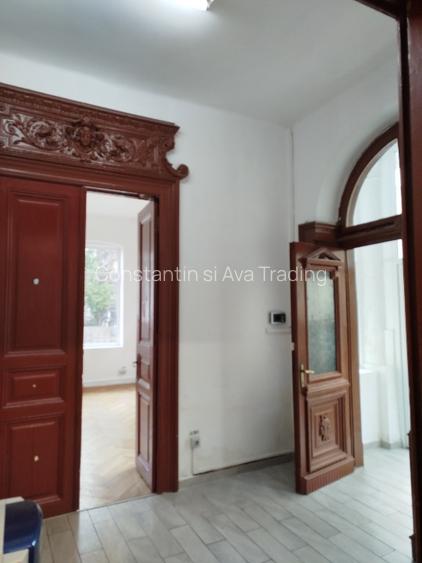 Libera spatiu mare si parcare in vila cu prestanta in locatie eleganta Pache !!! - 4