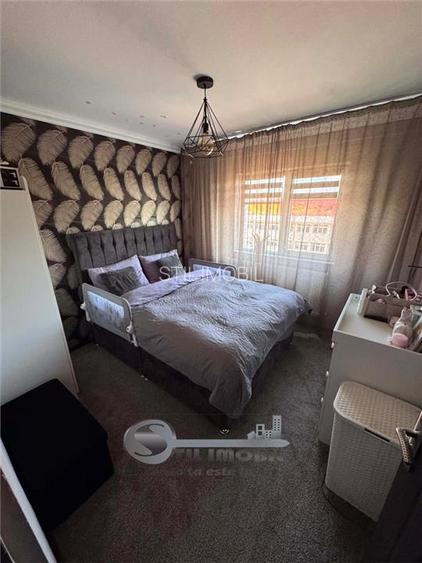 Apartament 2 Camere Decomandat Nicolina Complet Renovat - 8