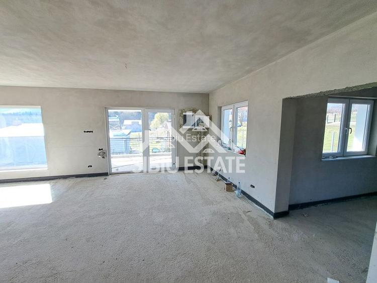 Casa Sibiu, Tocile teren 600, terase, garaj - 10