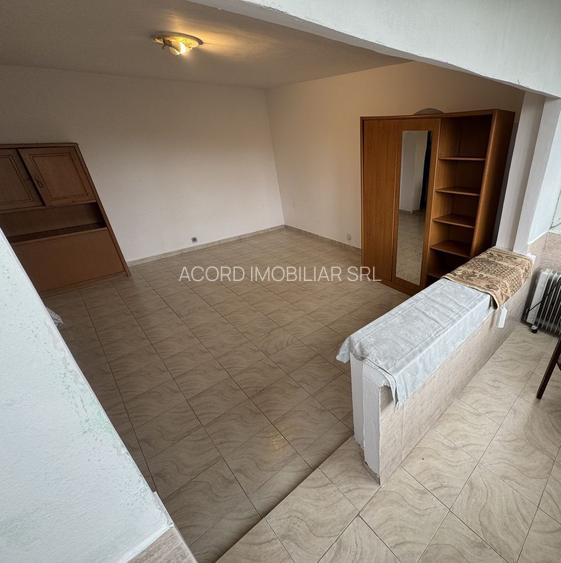 Garsoniera zona Inel 2 - 2