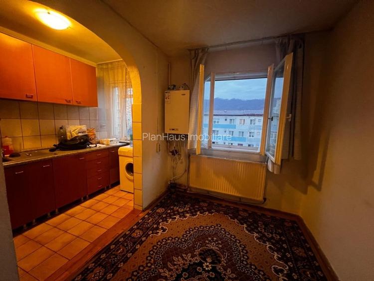 Apartament 3 camere,zona Spitalul Judetean Cuza Vodă - 12