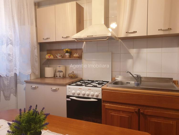 3 Camere - Bd. Chisinau nr. 15 - 2