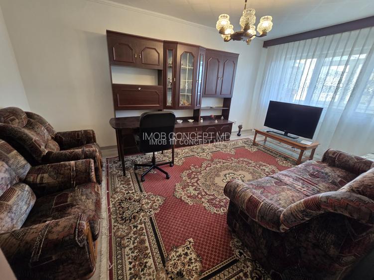 VANZARE APARTAMENT 4 CAMERE zona REUBLICII-NORD - 3