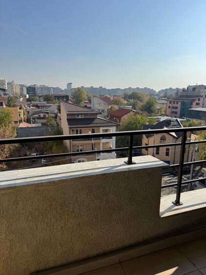 Apartament premium 4 camere de închiriat – Domenii | 2 locuri parcare
