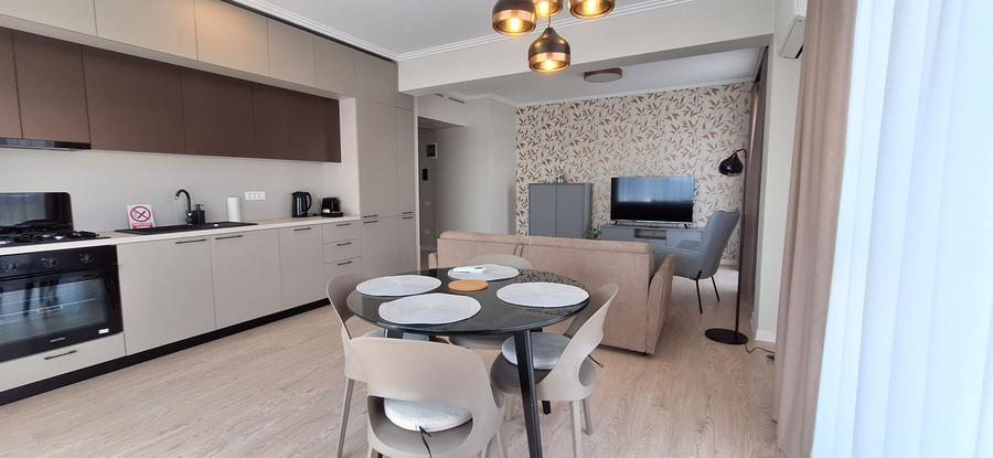 Apartament mobilat si utilat cu 2 locuri de parcare