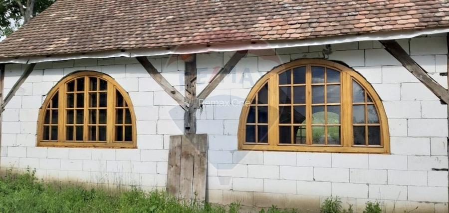 Proprietate deosebită în mijlocul naturii – 8.514 mp teren + șură - 4