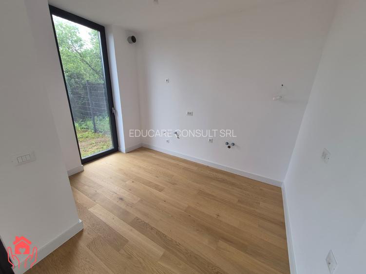 METROU LAMINORULUI (The Meadows)- Vila cu vedere catre lac, libera, comision 0% - 11