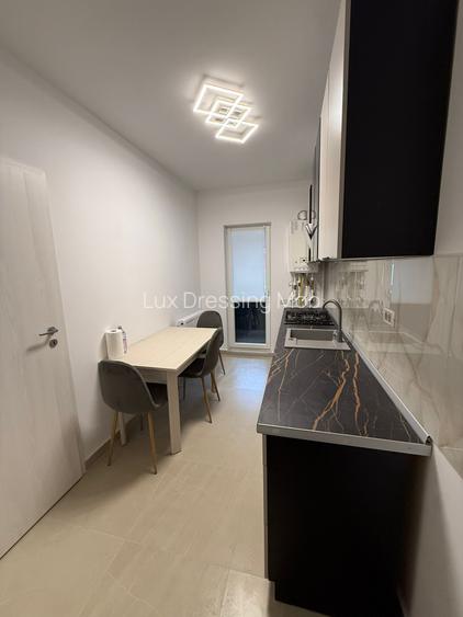 Garsoniera de inchiriat –Dotari: - TV   lux - 12